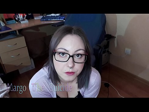 ❤️ Sexet pige med briller sutter Dildo dybt på kamera ❤ Fucking video at da.porn-milf-300.ru ❌❤